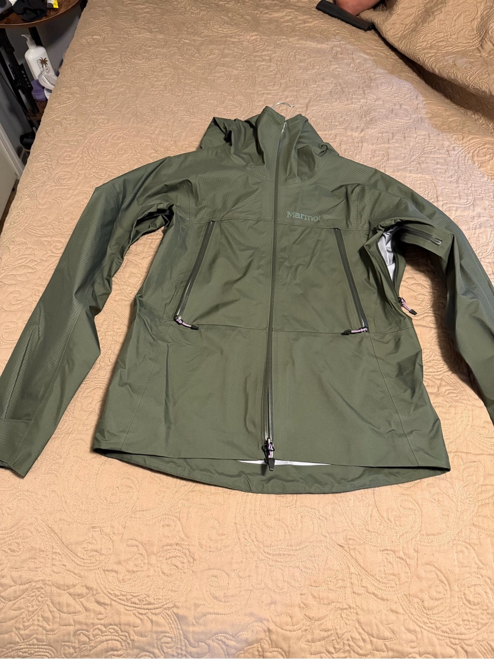 GORE-TEX Olive Green Women's Ski & Snow Jacket